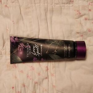 NWT Victoria's Secret Love Spell Untamed Fragrant body lotion